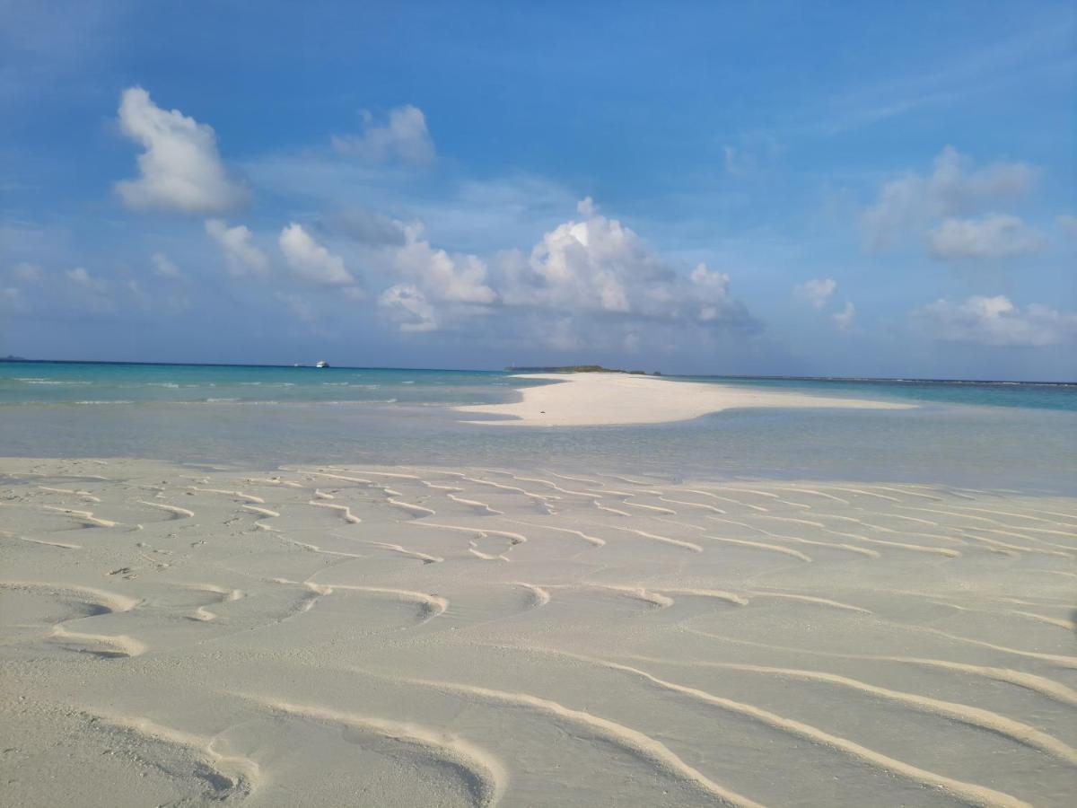 Royal Beach Dhigurah Дигура Экстерьер фото